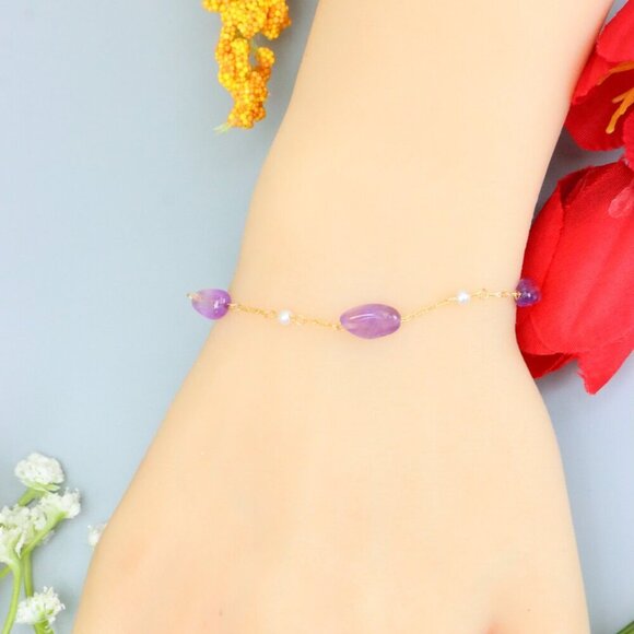 "Elegant & Trendy Bracelet, A Perfect Gift for Women, Thoughtful, EVCH1239 - Picture 9 of 11